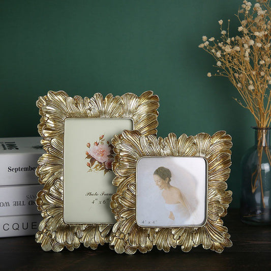 Textured Vintage Gold Palm-Leaf Photo Frame